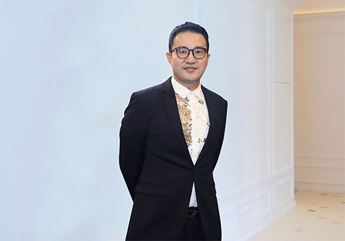 Mr. Peter Kanjanapas